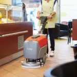 Endüstriyel Temizlik Makinesi Kiralama Rehberi: İşletmeler İçin Avantajlar